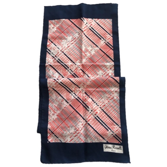 Set of 4 vintage patterned scarves - Picture 2 of 5